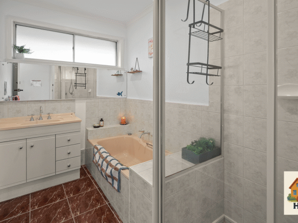 Room – Anthony
